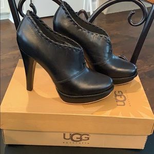 Brand new, never worn Ugg Jamison booties